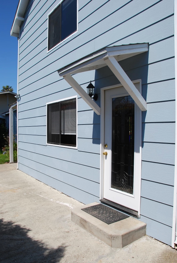 Puerta principal - 6616 Sabado Tarde Rd