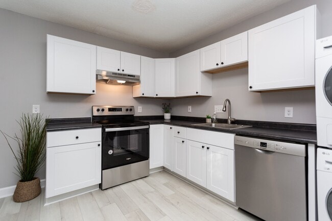 Photo - 718 Holloway St Unit Apt B