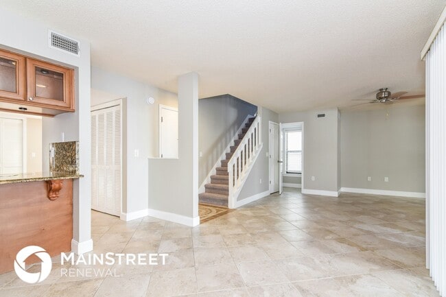 Photo - 3556 Raintree Way