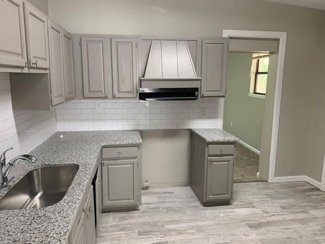 Photo - Charming Renovated 4-Bedroom, 2-Bathroom H...