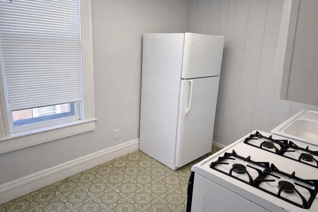 Photo - 3544 Bell St Unidad 2