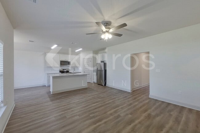 Photo - 17611 Carlisle Ave