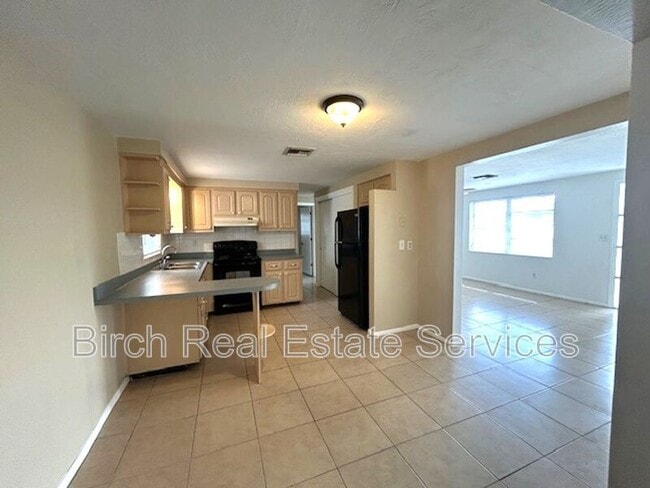 Photo - 4847 Aegean Ave