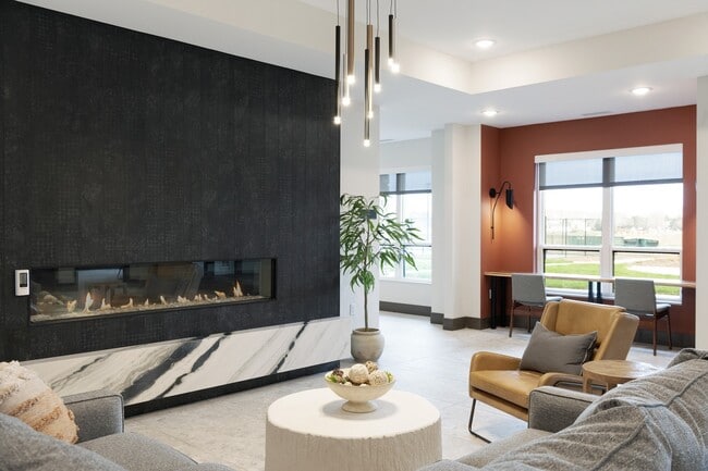 Lobby - Risor of Apple Valley - Active Adult 55+ Community