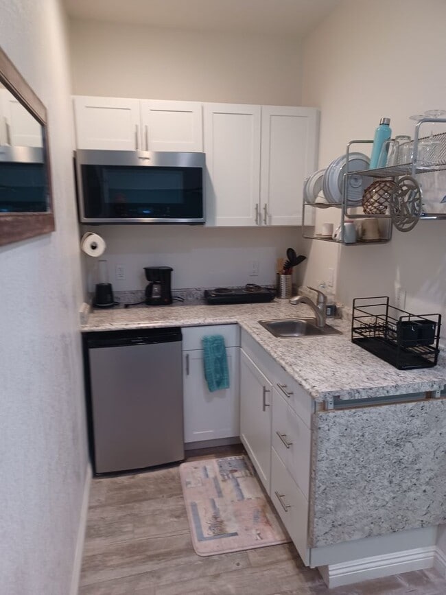 1947 Ivy Rd Unidad 1