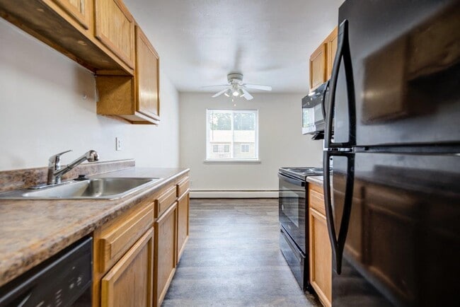 Lake Vista Apartment Homes