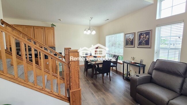 Photo - 64 Bridgewater Trail