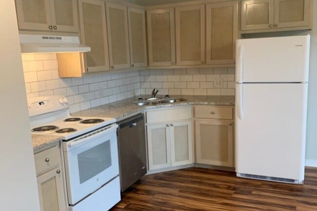 Hideaway Place Apartments
