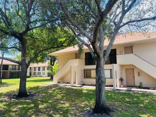 Photo - 5981 Washington St Unit 219