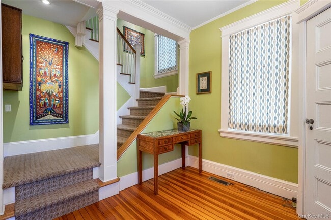 Photo - 5 Gerlach Pl