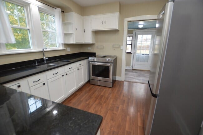 Photo - 3916 E Lake Shore Dr