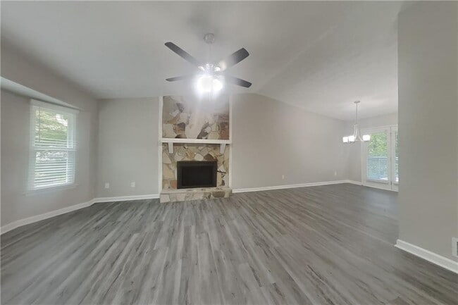 Photo - 1842 Jarrett Dr