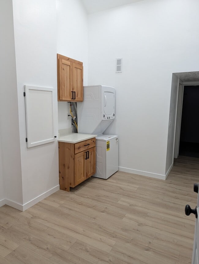 Photo - 96 S 200 E St