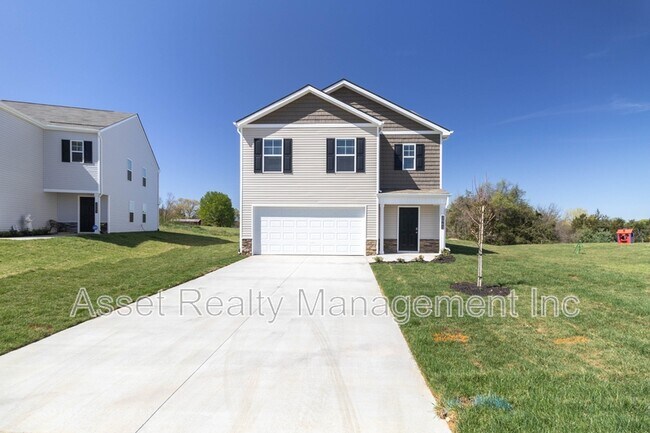 Photo - 2063 Southwood Cir
