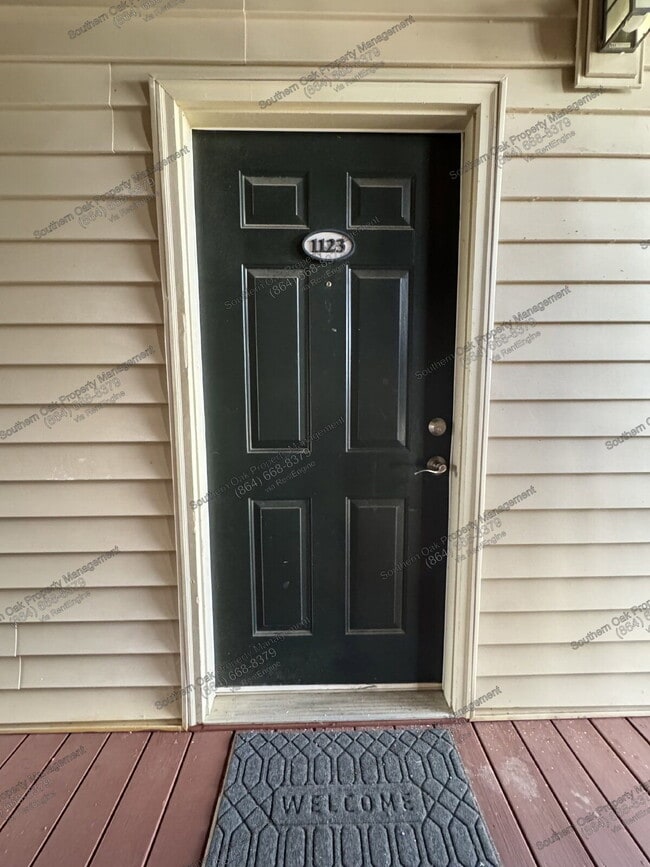 Building Photo - 1123 Harts Ridge Dr