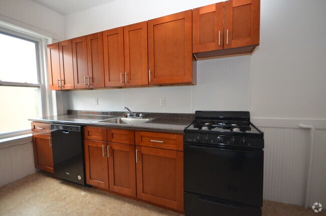 Building Photo - 25 Mount Hood Rd Unit 6 Rental