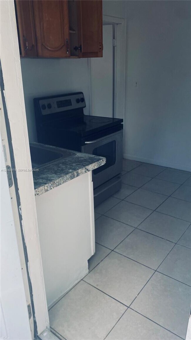 1070 NW 147th St Unit 0