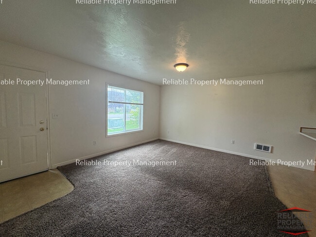 Photo - 3124 E Chasewood Dr Unit 2