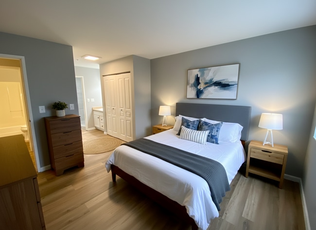 Building Photo - 12765 W Hampton Ave Unit #115