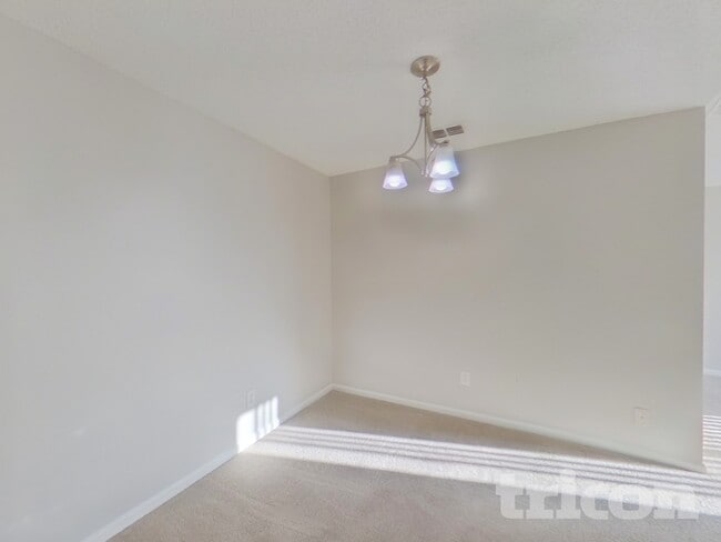 Photo - 8168 Fort Lee Trail