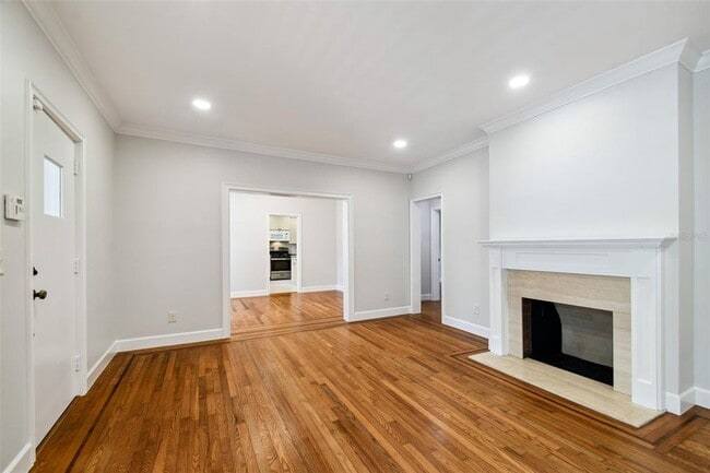 Photo - 2918 W Coachman Ave