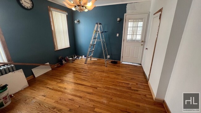 Photo - 687 E 46th St Apartment Unit 1