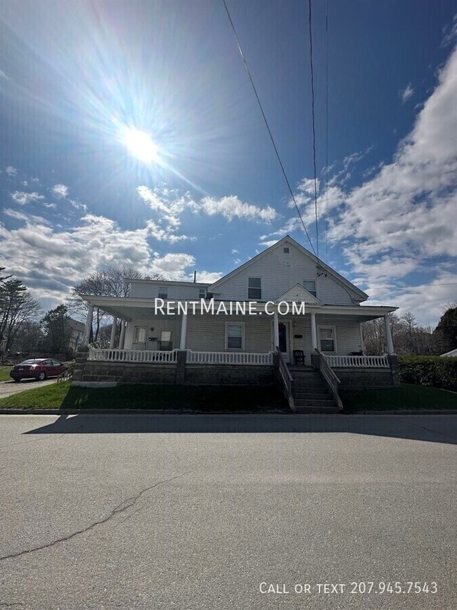 Building Photo - 253 Brunswick St Unit 2