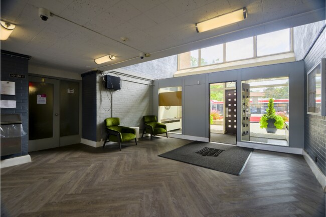 Photo - Lawrence Apartments