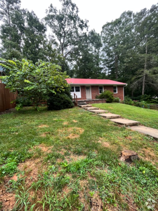 Building Photo - 86 Wood Ave Rental