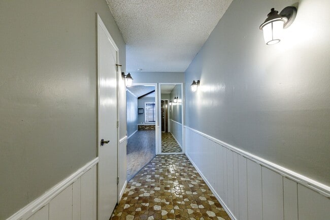 Photo - 3 bed 2 bath house with basement