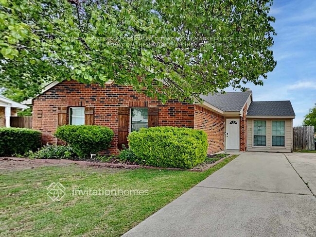 Building Photo - 4522 Nervin St