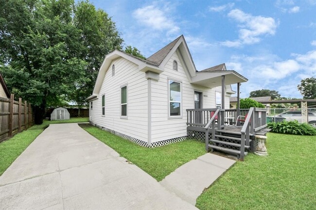 Building Photo - 6917 Rook Blvd Rental