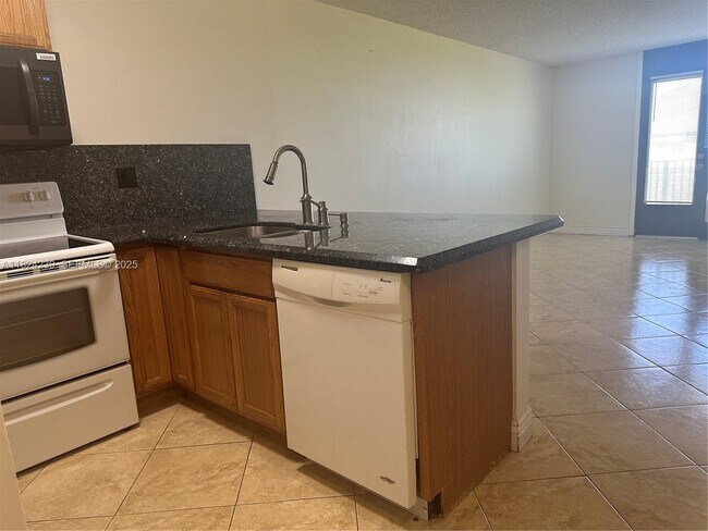 Photo - 2771 Riverside Dr Unit 504-A