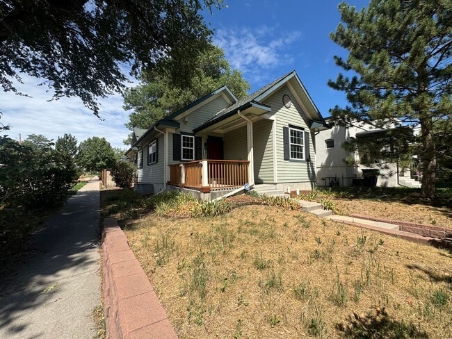 Photo - 1701 Grove St