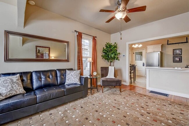 Photo - 216 N 19th St