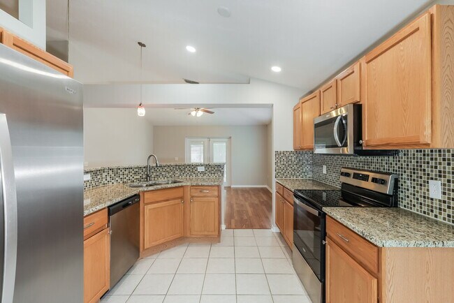 Photo - 1309 Alhambra Crest Dr