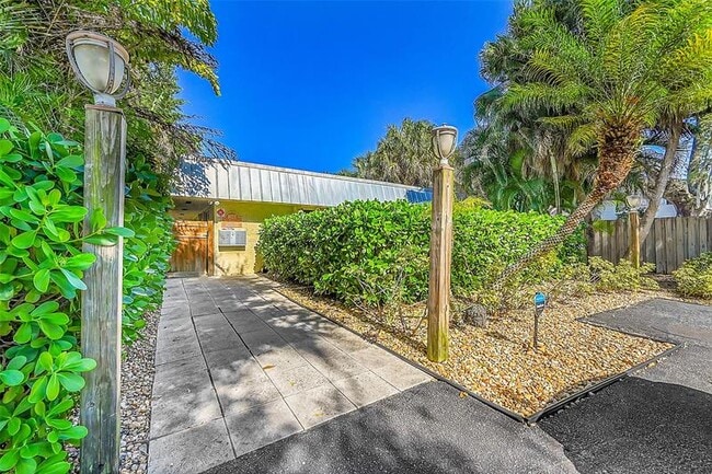 Photo - 1027 Tequesta St Unidad 2