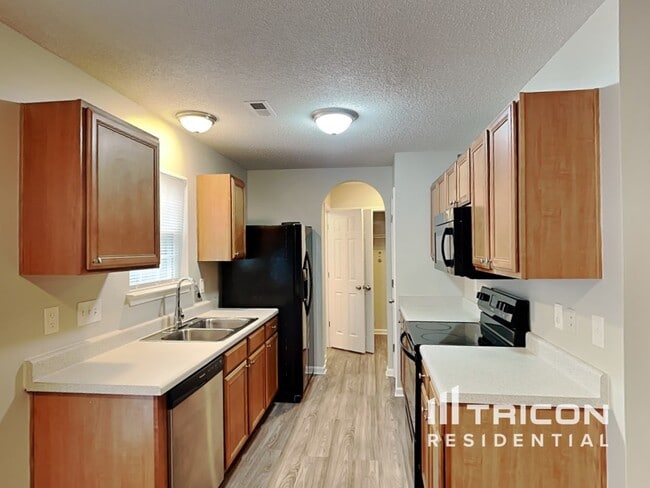 Photo - 297 Mission Tripp St