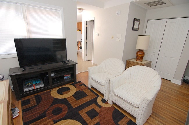 Photo - The Wardsworth