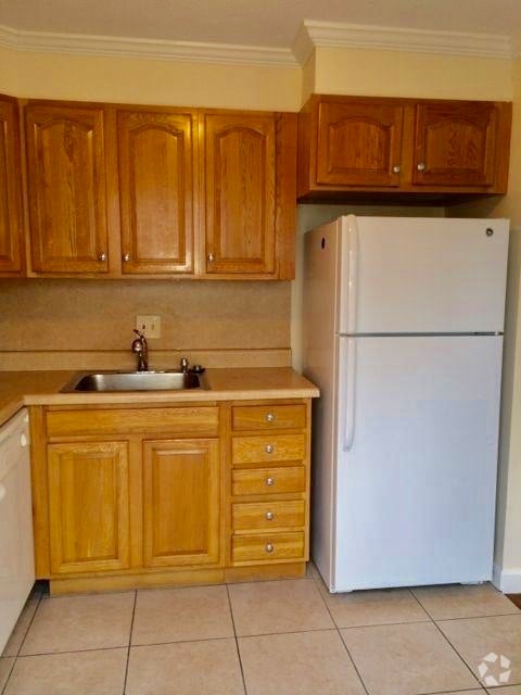 Building Photo - 35 Higgins St Unit 1 Rental