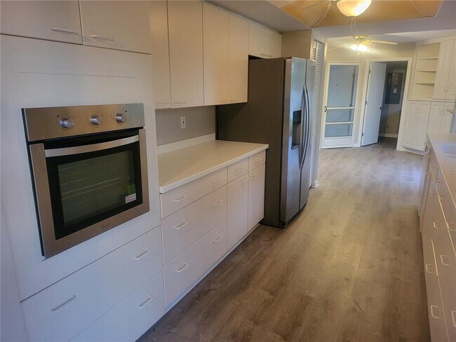 Photo - 1711 Settlers Dr Unit 7