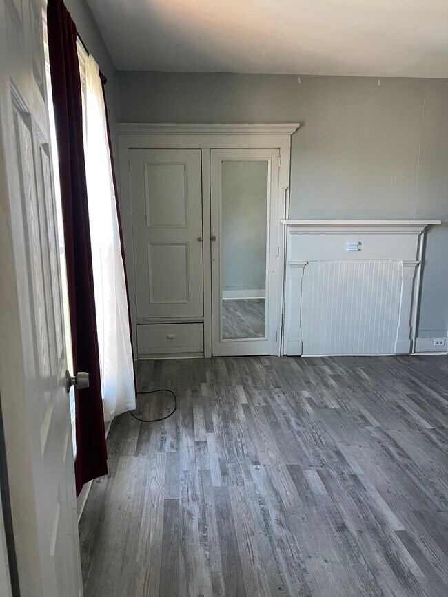 Photo - 214 Brown Ave