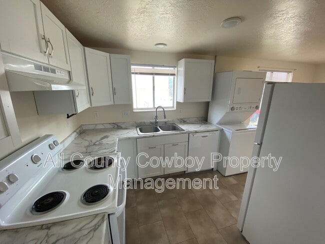 Photo - 704 Ferris Ct Unit Apt. 1