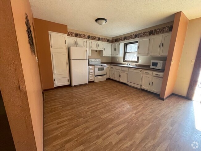 Building Photo - Coming Soon! Rental