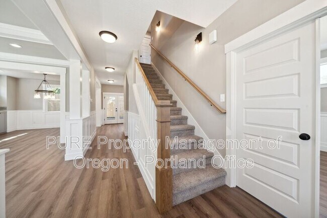 Photo - 7019 N Knowles Ave