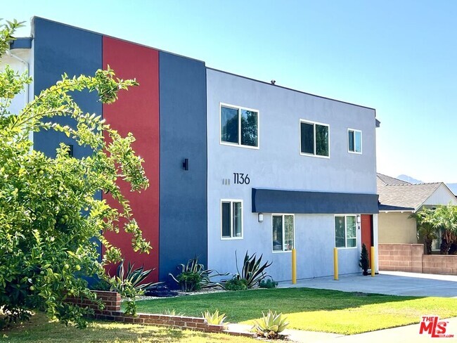 Building Photo - 1136 Spazier Ave Unit 4 Rental