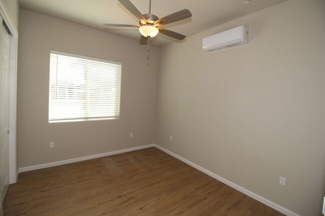 Photo - 2343 N Arthur Ave