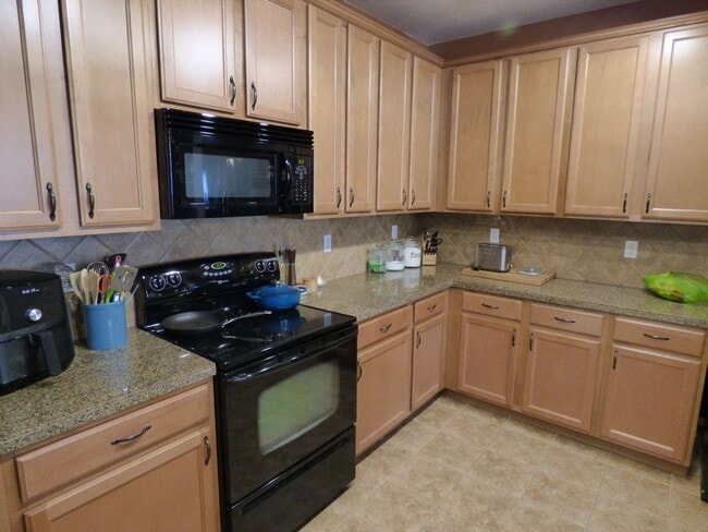 Photo - 15470 Canyon Rim Dr Unit 308