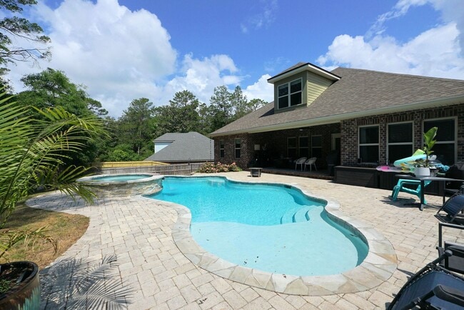 Photo - Pool Home in Niceville