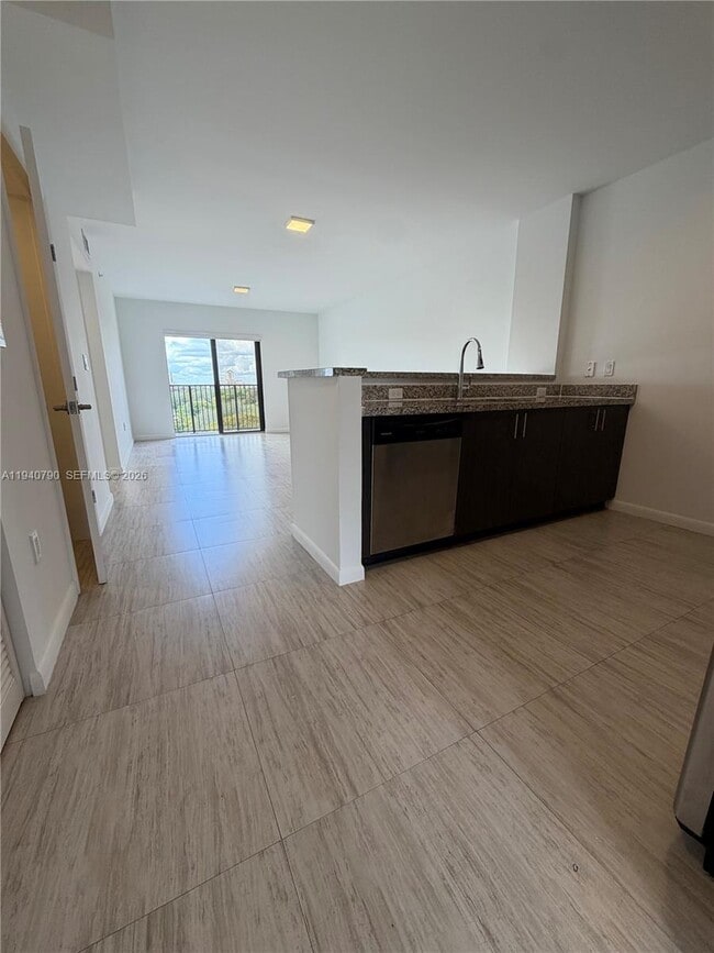 Photo - 1801 SW 32nd Ave Unit 704